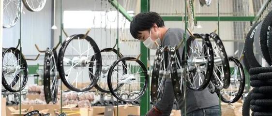 別急著擺攤！塑料行情異動背后 中國自行車與電動車全球搶購潮催生新機遇